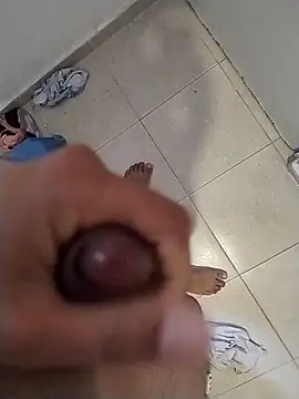 Snapshot of ricolinoSabrso92 chatting on 02/23/26, 01:23 ricolinoSabrso92 online show from 02/23/26, 01:23