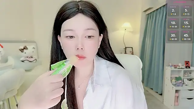 Bella Ava online show from 06/05/26, 12:04