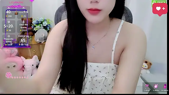 HanaYourlove online show from 05/17/26, 12:38