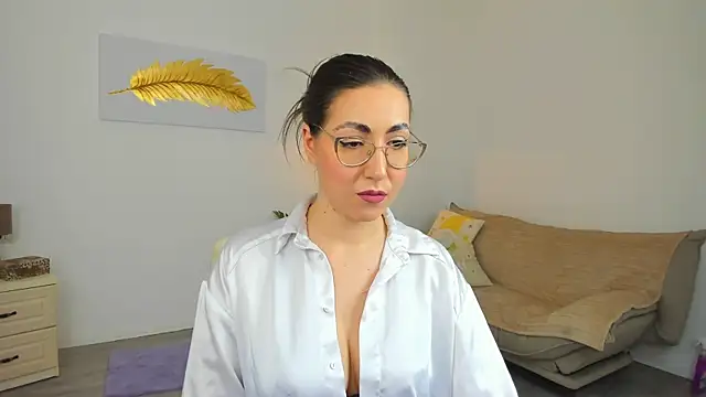 Kylie Kathy online show from 04/15/26, 06:34