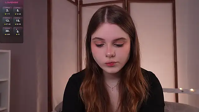 Snapshot of Lu__Lane chatting on 11/15/25, 09:13 Lu Lane online show from 11/15/25, 09:13