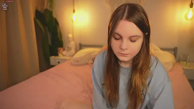 Snapshot of Lu__Lane chatting on 12/05/25, 08:24 Lu Lane online show from 12/05/25, 08:24