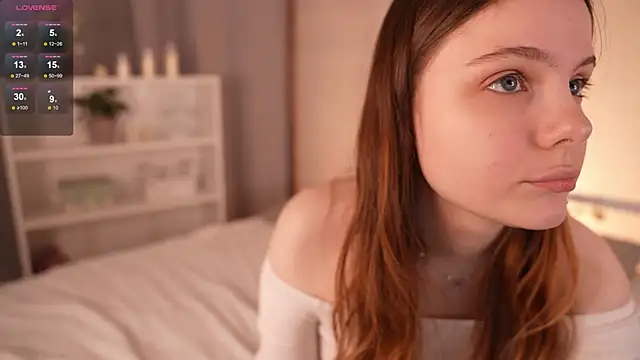 Snapshot of Lu__Lane chatting on 12/02/25, 10:17 Lu Lane online show from 12/02/25, 10:17