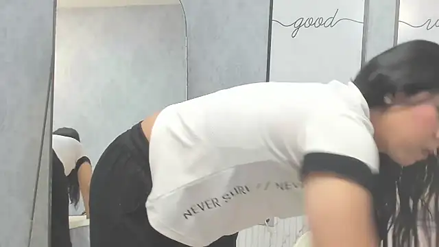 Ximenahott  online show from 11/06/25, 10:08