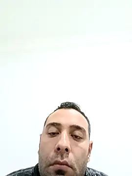 Yaman 33 online show from 05/23/26, 10:25