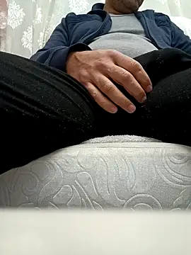Yaman 33 online show from 03/24/26, 05:35