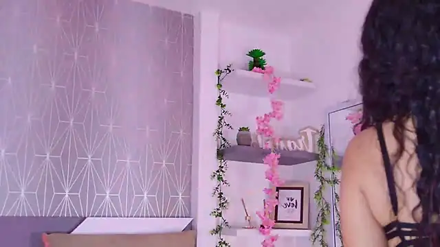 Celine Lee online show from 11/04/25, 03:16