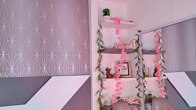 Snapshot of Celine_Lee chatting on 09/10/25, 05:12 Celine Lee online show from 09/10/25, 05:12