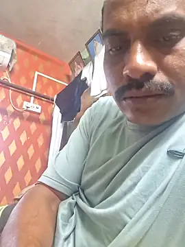 cutecouple1983 online show from 12/05/25, 11:09