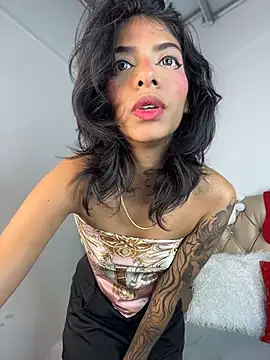 TweetiePieXXX online show from 12/20/25, 10:45