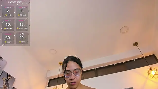 Hanna Cornee  online show from 01/13/26, 12:09