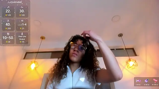 Hanna Cornee  online show from 02/18/26, 01:40