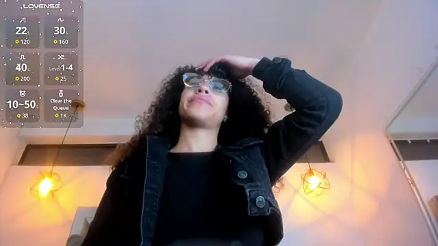 Hanna Cornee  online show from 02/16/26, 12:26