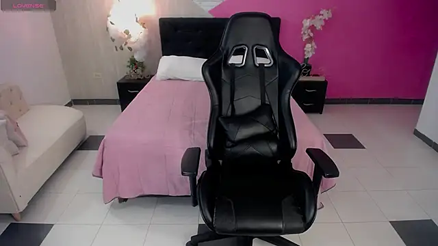 sophia brunette  online show from 10/01/25, 11:58