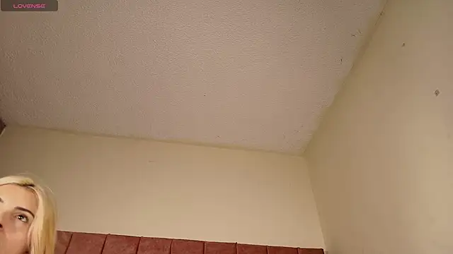 Barbiie 98 online show from 12/14/25, 11:32