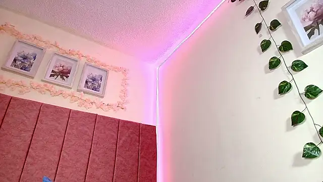 Barbiie 98 online show from 03/20/26, 01:34