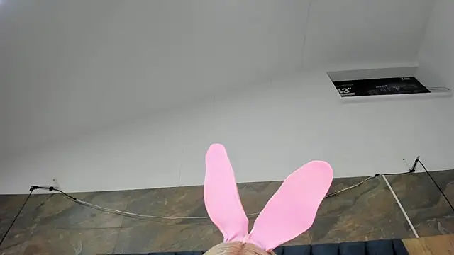 Barbiie 98 online show from 10/25/25, 02:07