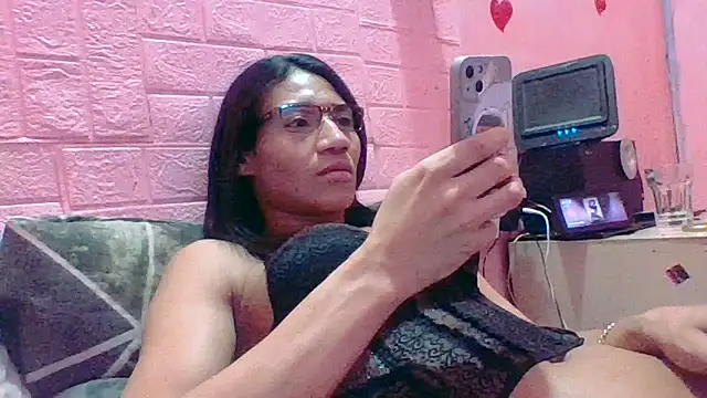 Kellye hotTs online show from 04/21/26, 07:53