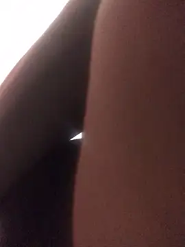 Snapshot of Kellye_hotTs chatting on 02/10/26, 03:05 Kellye hotTs online show from 02/10/26, 03:05