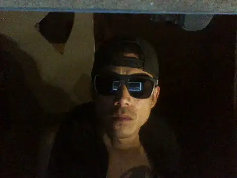 Lunaty00 online show from 04/19/26, 07:42
