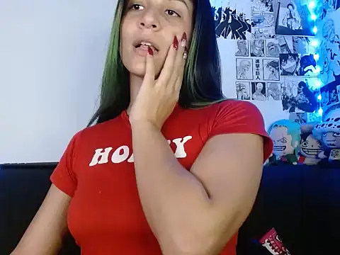 Snapshot of Chloe_paytone chatting on 05/24/26, 11:26 Chloe paytone online show from 05/24/26, 11:26