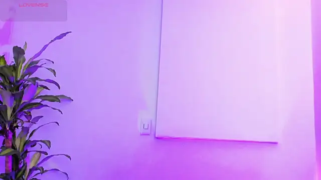 MacarenaSmith online show from 12/15/25, 11:27