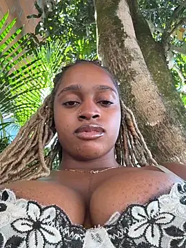 Snapshot of darle_volant chatting on 06/11/26, 09:56 darle volant online show from 06/11/26, 09:56
