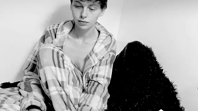 nyxofempusa online show from 10/04/25, 02:13