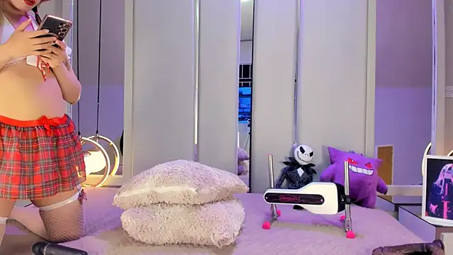 VesperVelvet online show from 11/20/25, 08:53