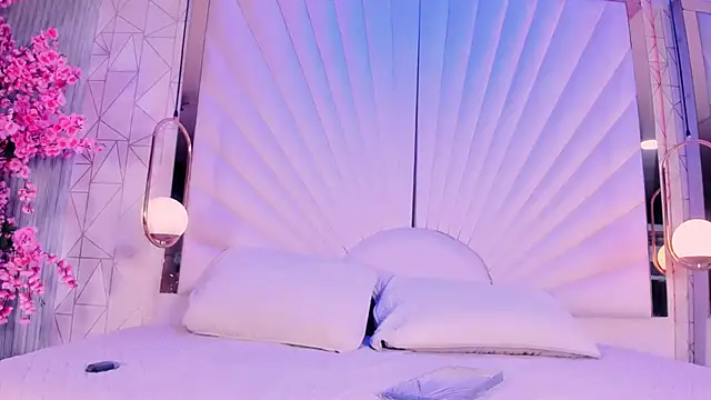 VesperVelvet online show from 05/02/26, 05:01