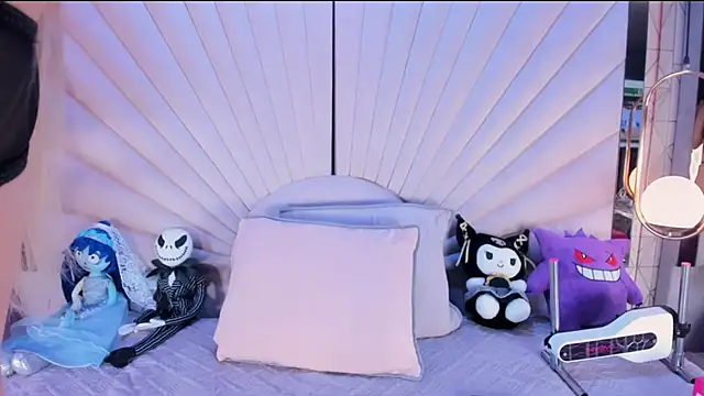 VesperVelvet online show from 03/22/26, 04:16