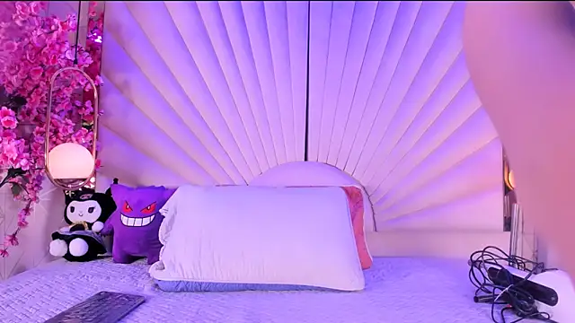 VesperVelvet online show from 05/10/26, 05:11