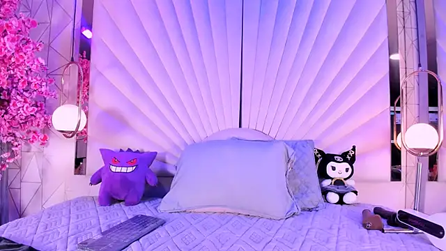 VesperVelvet online show from 05/17/26, 05:18