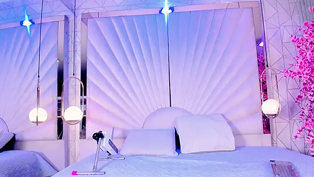 VesperVelvet online show from 05/03/26, 05:12