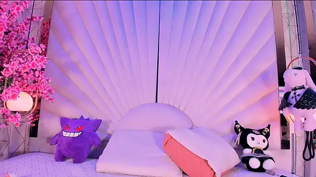 VesperVelvet online show from 04/12/26, 05:11