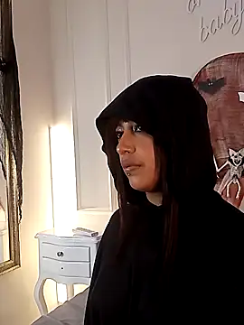 Kaylachannell online show from 10/24/25, 04:11