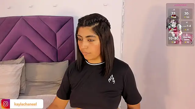 Kaylachannell online show from 04/11/26, 02:52