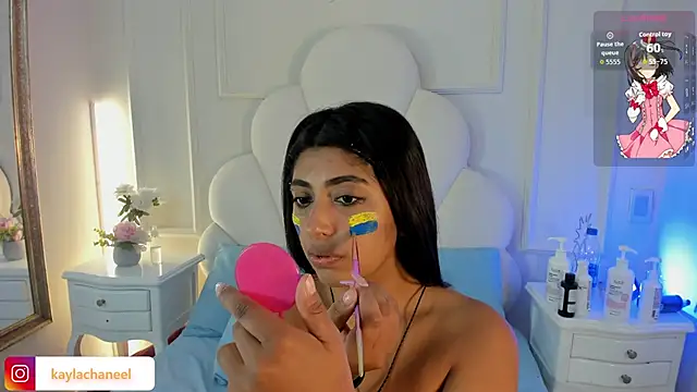 Snapshot of Kaylachannell chatting on 06/18/26, 04:33 Kaylachannell online show from 06/18/26, 04:33