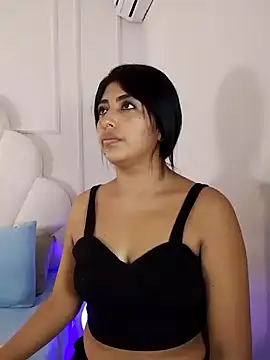 Kaylachannell online show from 05/18/26, 03:39