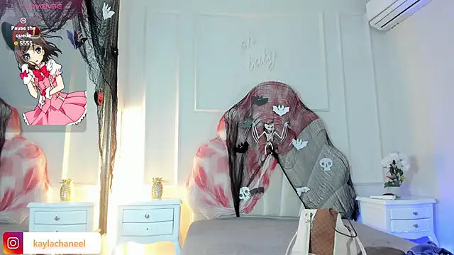 Kaylachannell online show from 10/30/25, 03:38