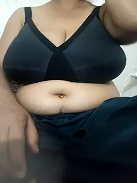 chocobbsneha567 online show from 04/09/26, 11:05