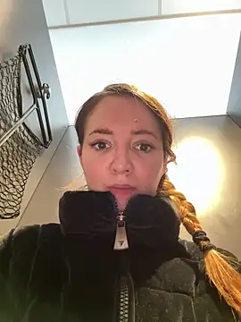 Snapshot of FayeFlame chatting on 03/26/26, 10:46 FayeFlame online show from 03/26/26, 10:46