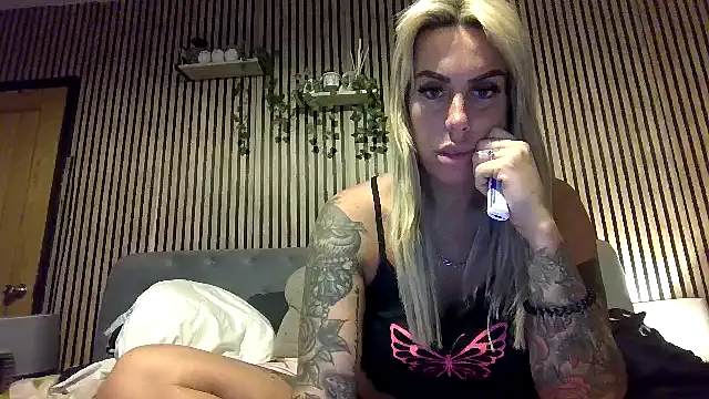 poppyinga1 online show from 02/13/26, 01:05