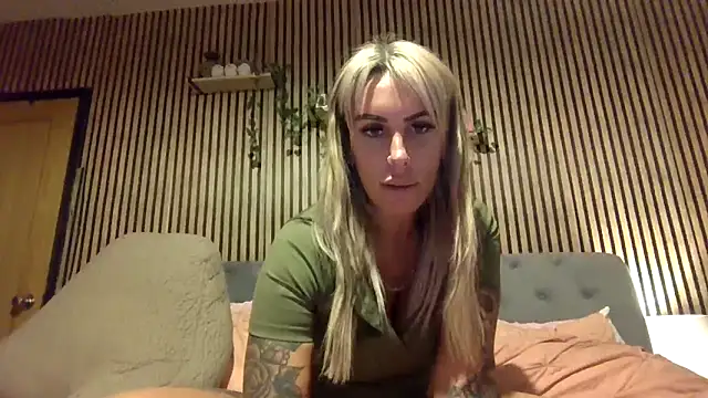 poppyinga1 online show from 03/06/26, 08:37