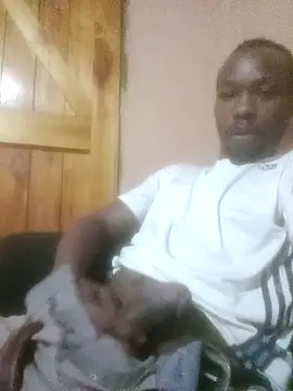 Snapshot of KingBonga chatting on 09/20/25, 04:34 KingBonga online show from 09/20/25, 04:34