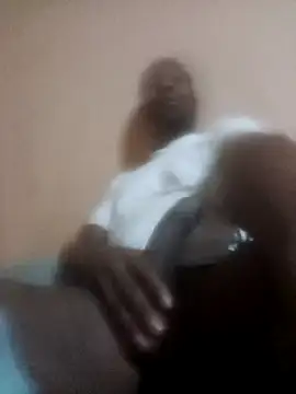 Snapshot of KingBonga chatting on 09/19/25, 12:36 KingBonga online show from 09/19/25, 12:36