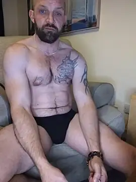 Andrewjames8391 online show from 11/02/25, 04:56