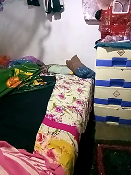 BabyHansi online show from 10/04/25, 04:08