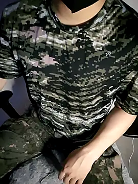 Snapshot of 111owo111 chatting on 01/12/26, 12:45 111owo111 online show from 01/12/26, 12:45