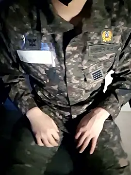 111owo111 online show from 02/24/26, 01:56